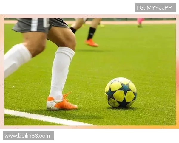 足球穿袜子的重要性与选择技巧解析助你提升球场表现